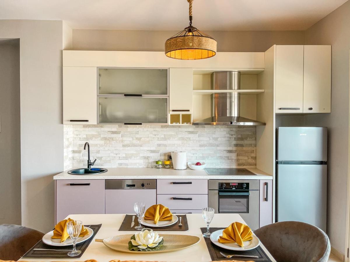 Rooftop Apartments Дуррес Экстерьер фото